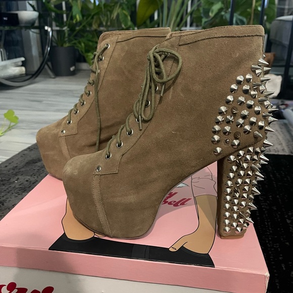 Brand new! Sold out! Jeffery Campbell Spike Taupe Suede Platform Boot - Picture 1 of 4